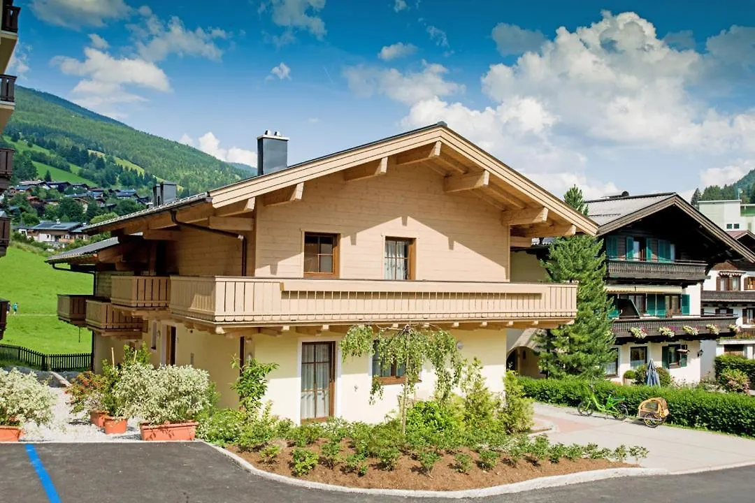 Chalet Alpinresort - Jokercard Included Saalbach-Hinterglemm Austria